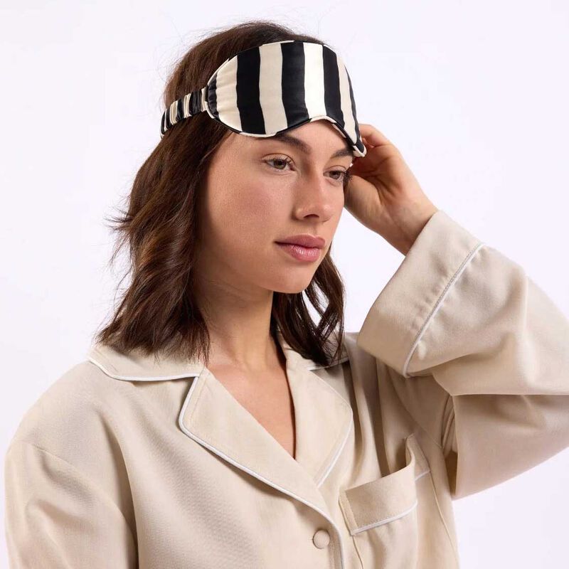 HOMMEY. Silk Eyemask image number 17